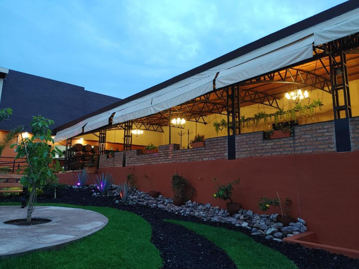 Casa Naiyari Hotel Tepic Exterior photo